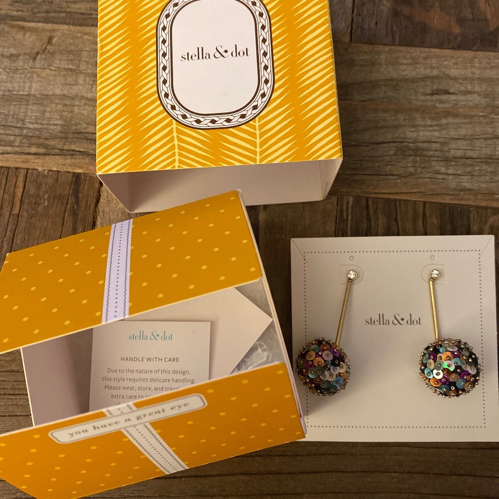 Stella & Dot earrings
